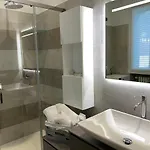A Casa Di Chiara 2 Apartamento Stresa